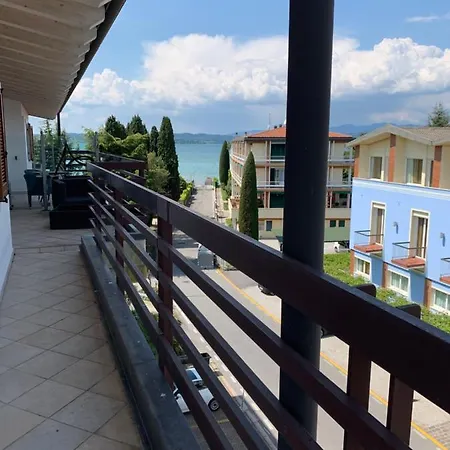 Alexandra 3* Sirmione