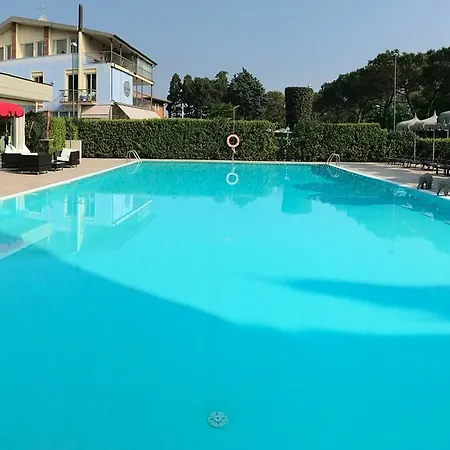 Alexandra 3* Sirmione