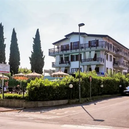 Lejlighedshotel Alexandra Sirmione