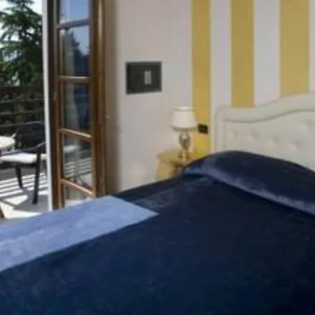 Lejlighedshotel Alexandra Sirmione